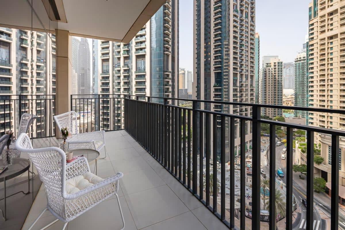 Frank Porter - Boulevard Crescent Dubai Exterior foto